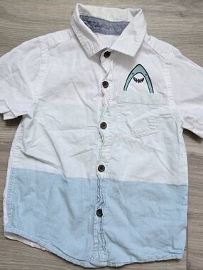 Cat & Jack Boys Shark Button Down Top